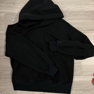 Aritzia TNA hoodie, Fits more like a M.